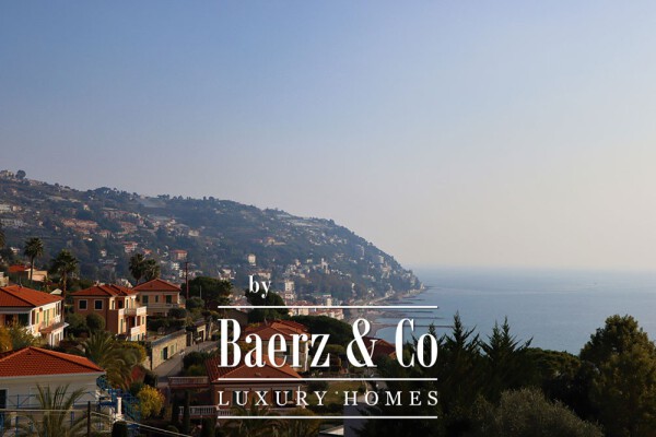 photo 1 Villa for sale 140 m² / 170 m²