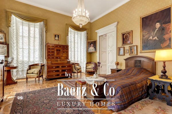 photo 12 Trieste – Prestigious Historic Apartment in the City Center