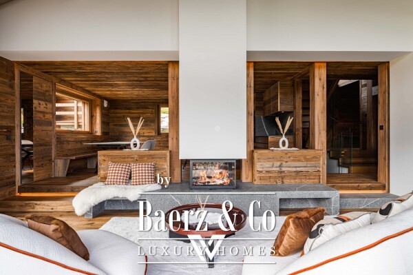 photo 2 Beautiful luxury home in Demi-Quartier