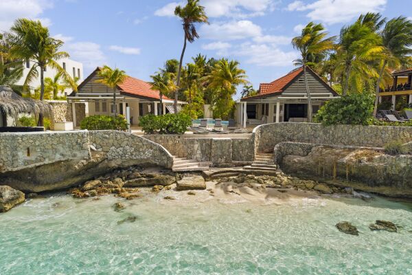 photo 1 EEG Boulevard 30