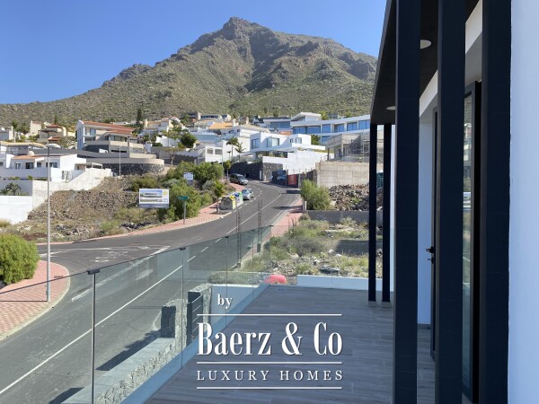 photo 31 High quality new built villa ready to move in Costa Adeje